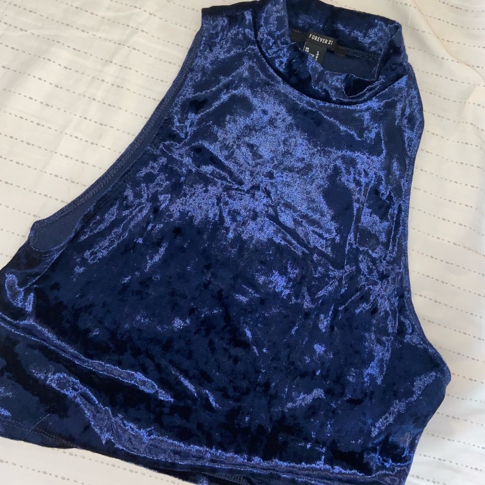 Forever 21 velvet crop top
